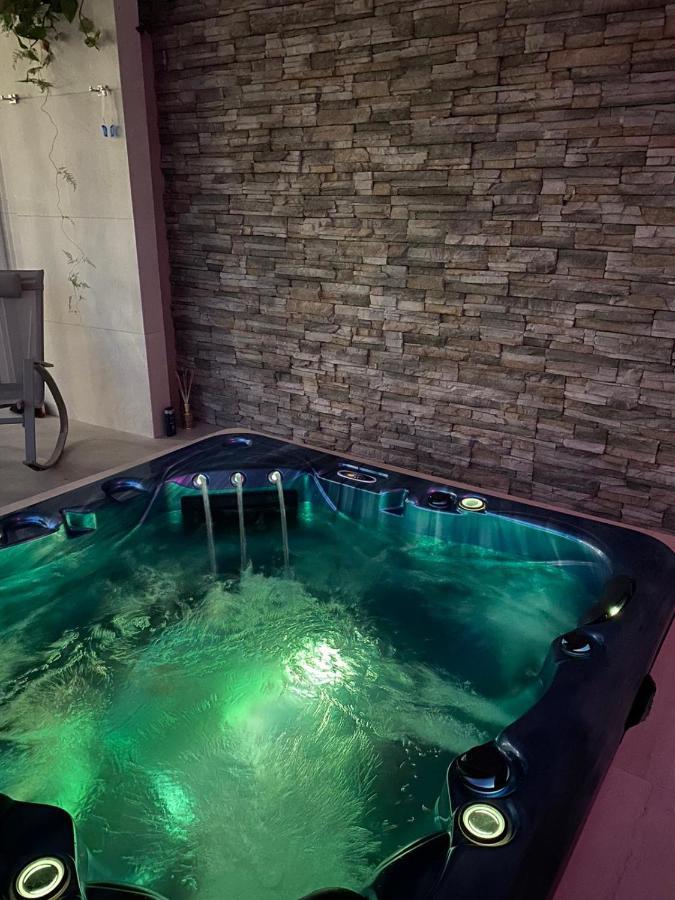 Balneum Rooms & Spa Mirabella Eclano Buitenkant foto