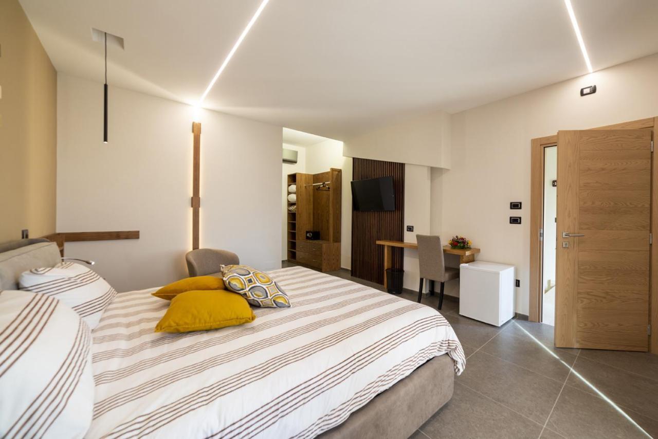 Balneum Rooms & Spa Mirabella Eclano Buitenkant foto